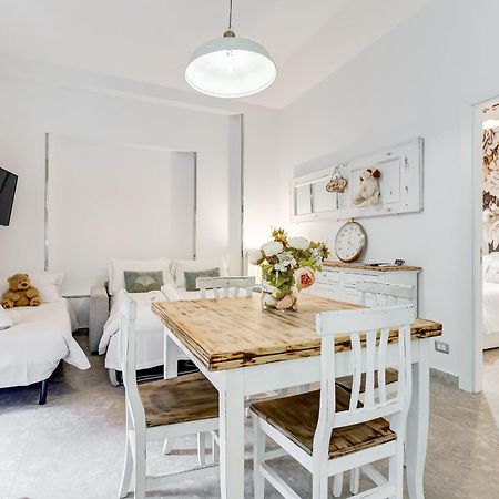 Trevi Fountain - Shabby - Romedreamhome Extérieur photo