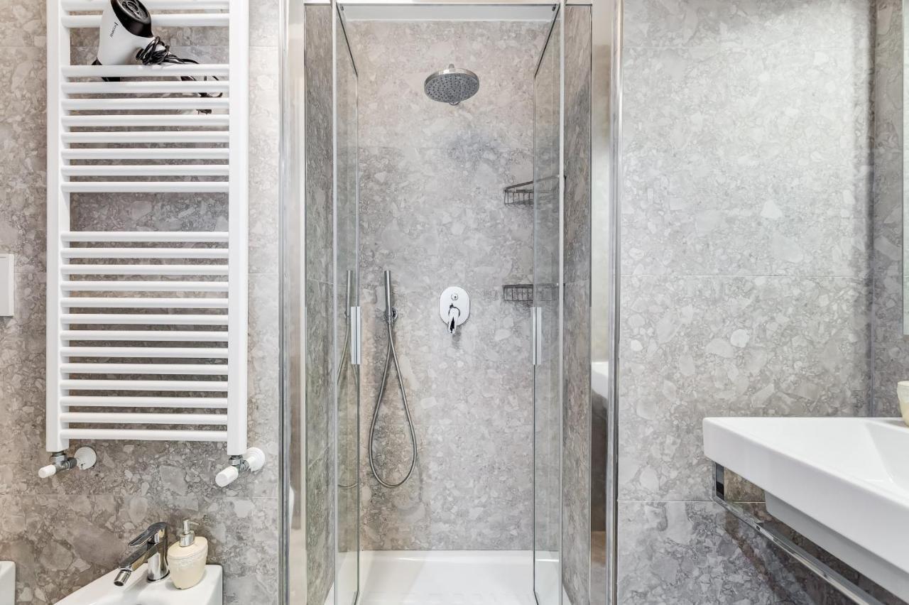 Trevi Fountain - Shabby - Romedreamhome Extérieur photo