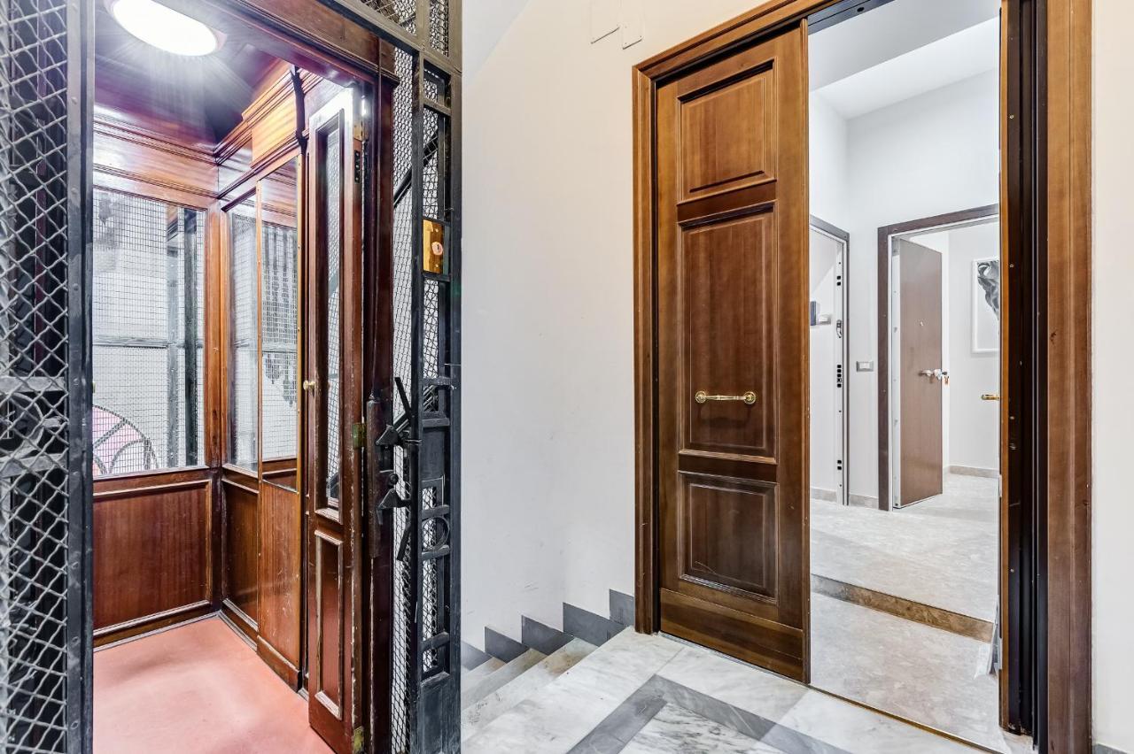 Trevi Fountain - Shabby - Romedreamhome Extérieur photo