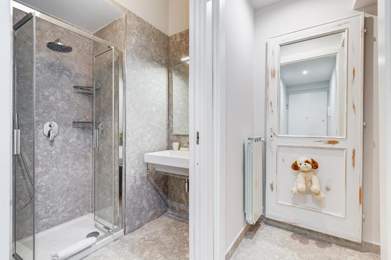 Trevi Fountain - Shabby - Romedreamhome Extérieur photo